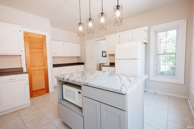 1660 Lincoln Avenue, Evansville, IN 47714