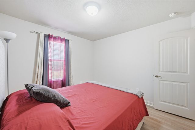 6913 Sandshell Boulevard, Fort Worth, TX 76137