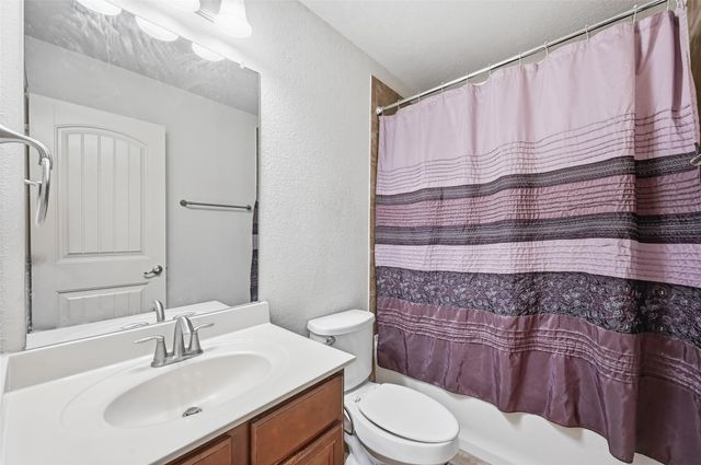 6913 Sandshell Boulevard, Fort Worth, TX 76137