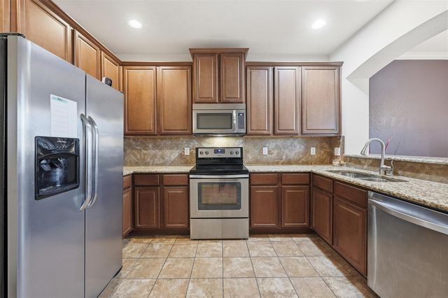 6913 Sandshell Boulevard, Fort Worth, TX 76137