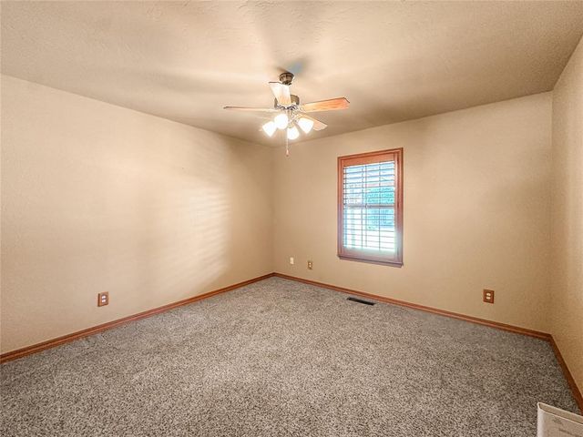 1260 Penny Lane, El Reno, OK 73036