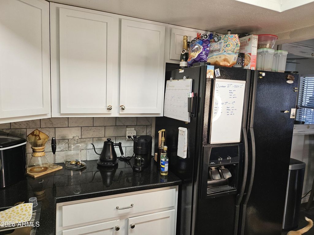 Image 10 of property listing at 2040 S LONGMORE Road 33, Mesa, AZ 85202