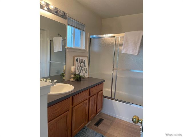 3632 Oakwood Drive, Longmont, CO 80503