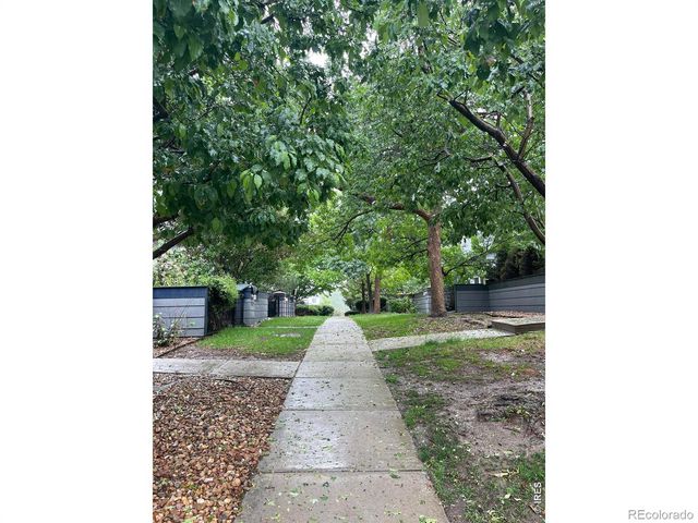 3632 Oakwood Drive, Longmont, CO 80503