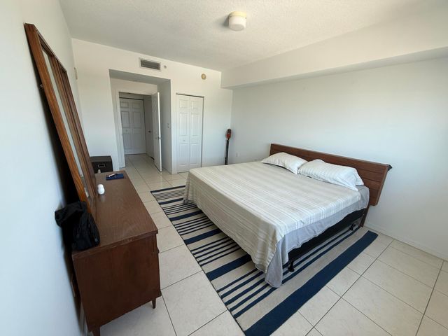 140 S Dixie Highway 905, Hollywood, FL 33020