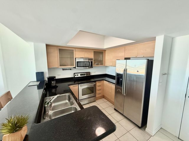 140 S Dixie Highway 905, Hollywood, FL 33020