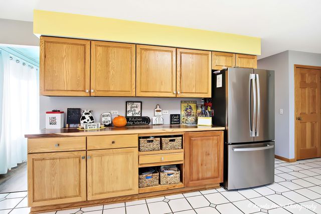 23209 Cals Court, Harvard, IL 60033