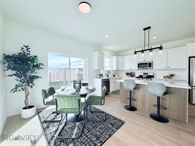 831 Accolade Loop, Belgrade, MT 59714