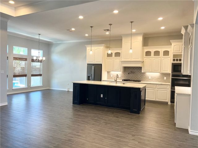 13922 Suntan Ave, Corpus Christi, TX 78418