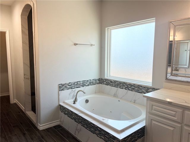 13922 Suntan Ave, Corpus Christi, TX 78418