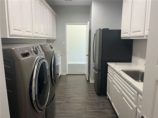 13922 Suntan Ave, Corpus Christi, TX 78418