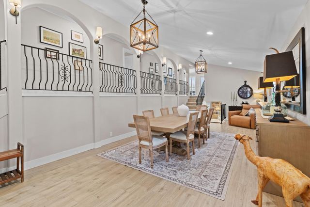 23440 Shadow Dr, Auburn, CA 95602