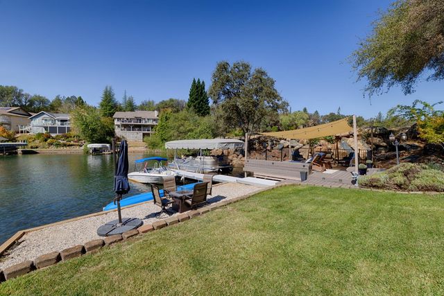 23440 Shadow Dr, Auburn, CA 95602