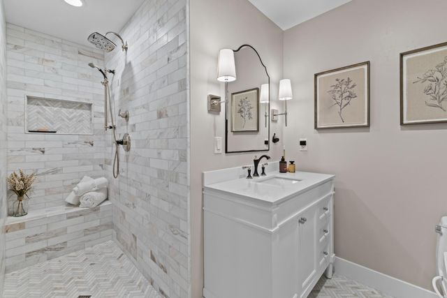 23440 Shadow Dr, Auburn, CA 95602