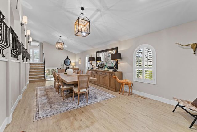 23440 Shadow Dr, Auburn, CA 95602