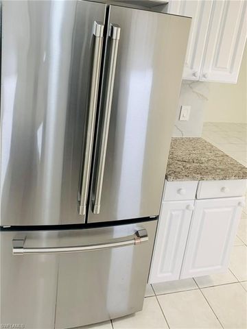 826 Wiggins Pass RD # 214, Naples, FL 34110