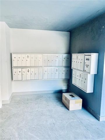 826 Wiggins Pass RD # 214, Naples, FL 34110