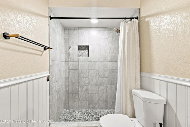 10097 Holly Berry Drive, Weeki Wachee, FL 34613