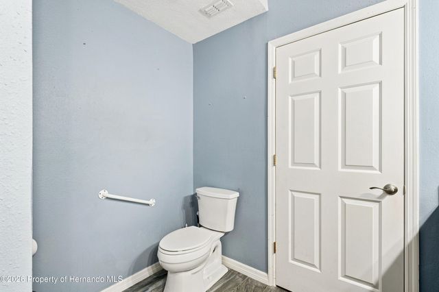 10097 Holly Berry Drive, Weeki Wachee, FL 34613