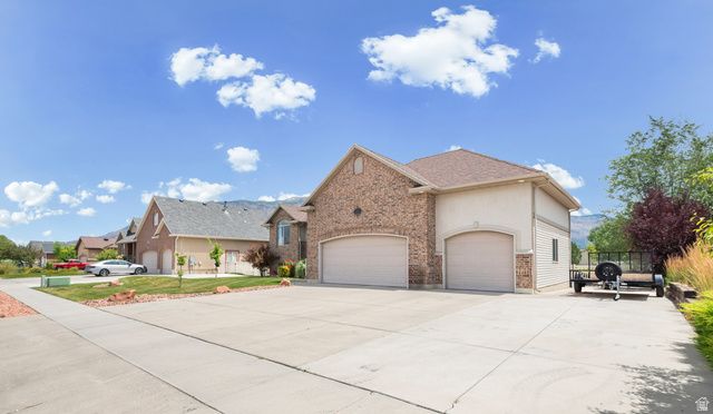 3518 N 2500 W, Farr West, UT 84404