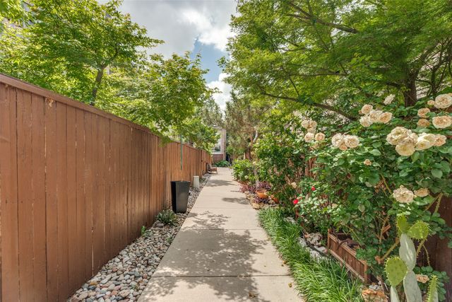 2702 Douglas Avenue 143, Dallas, TX 75219