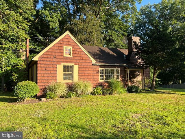 51 ELFMAN DR, Doylestown, PA 18901