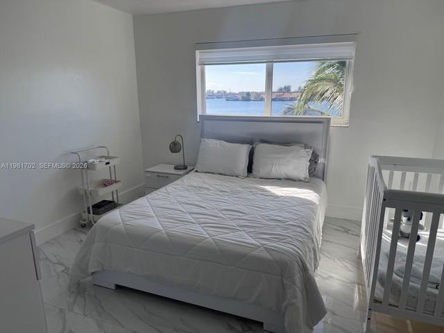 2758 W 60th St 55, Hialeah, FL 33016