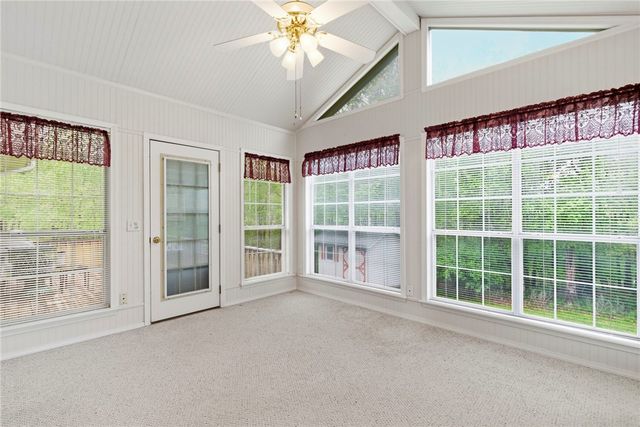 19 Tarleton Lane, Bella Vista, AR 72715