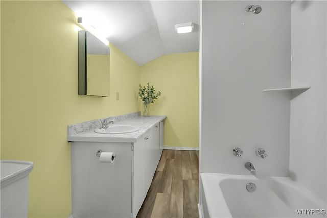 4160 Harlem Road, Amherst, NY 14226