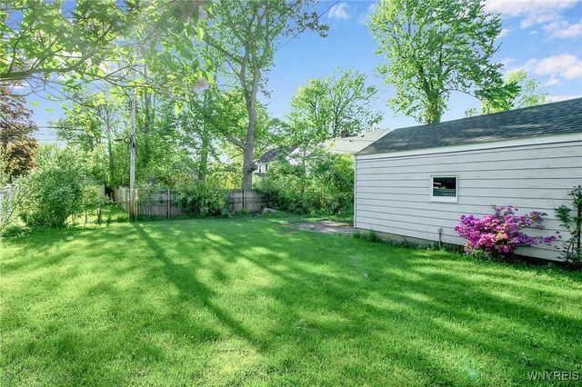 4160 Harlem Road, Amherst, NY 14226