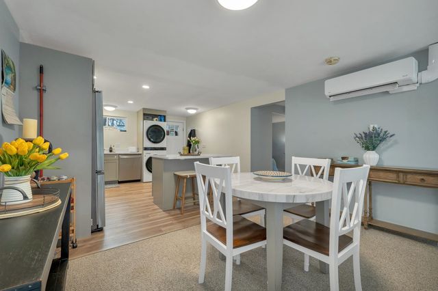 23 Pleasant St Apt 1-1, Meredith, NH 03253