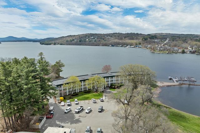 23 Pleasant St Apt 1-1, Meredith, NH 03253
