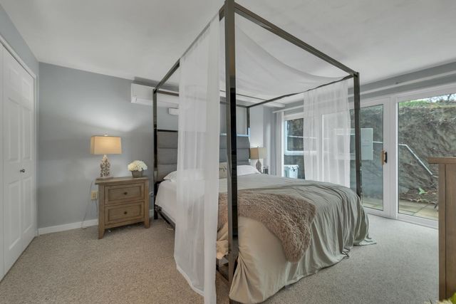 23 Pleasant St Apt 1-1, Meredith, NH 03253