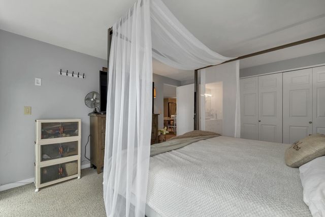 23 Pleasant St Apt 1-1, Meredith, NH 03253