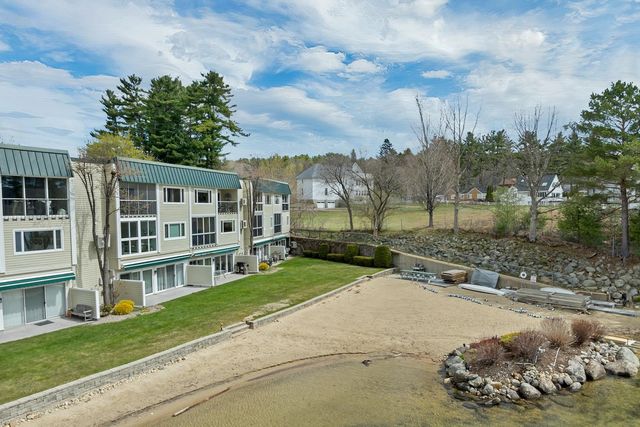 23 Pleasant St Apt 1-1, Meredith, NH 03253