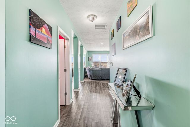 7958 Apalachee Drive, Indianapolis, IN 46217