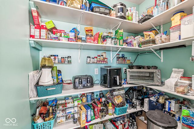 7958 Apalachee Drive, Indianapolis, IN 46217