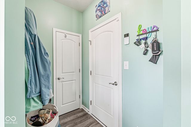 7958 Apalachee Drive, Indianapolis, IN 46217