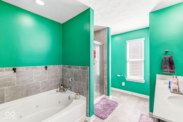 7958 Apalachee Drive, Indianapolis, IN 46217