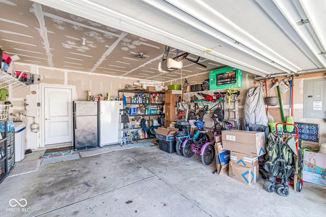 7958 Apalachee Drive, Indianapolis, IN 46217