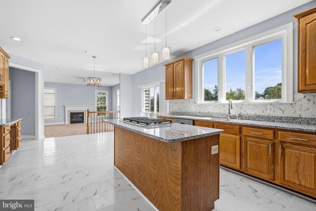 14003 LAKE MEADOWS DR, Bowie, MD 20720