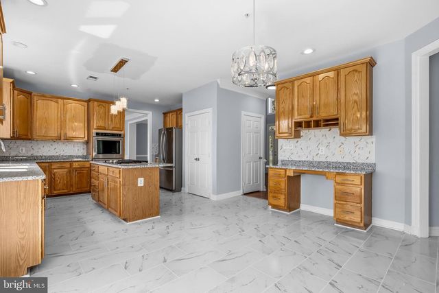 14003 LAKE MEADOWS DR, Bowie, MD 20720