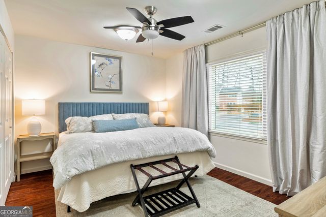 216 Flat Creek Court, Peachtree City, GA 30269