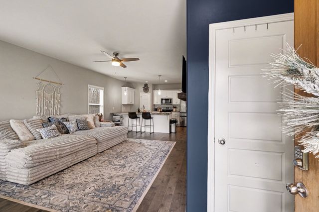 501 Buford Johnson Rd, La Vergne, TN 37086