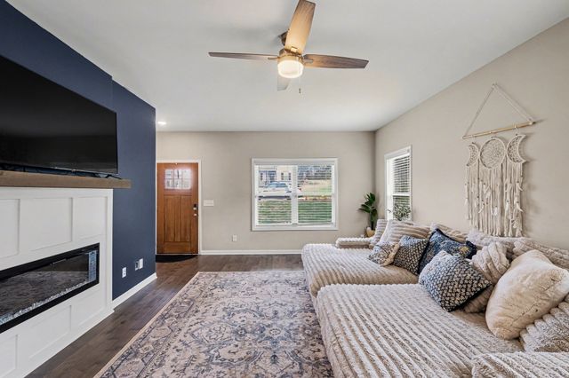 501 Buford Johnson Rd, La Vergne, TN 37086