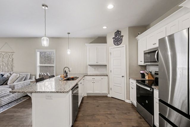 501 Buford Johnson Rd, La Vergne, TN 37086