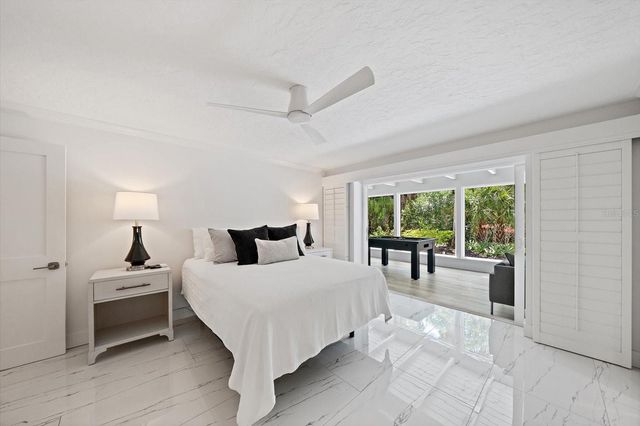 706 SPANISH DRIVE S, Longboat Key, FL 34228
