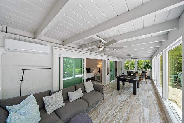 706 SPANISH DRIVE S, Longboat Key, FL 34228