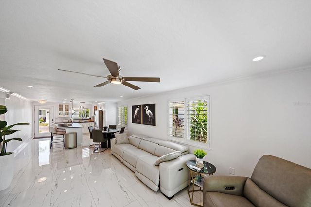 706 SPANISH DRIVE S, Longboat Key, FL 34228