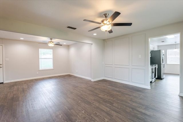 6605 Summertime Lane, Watauga, TX 76148